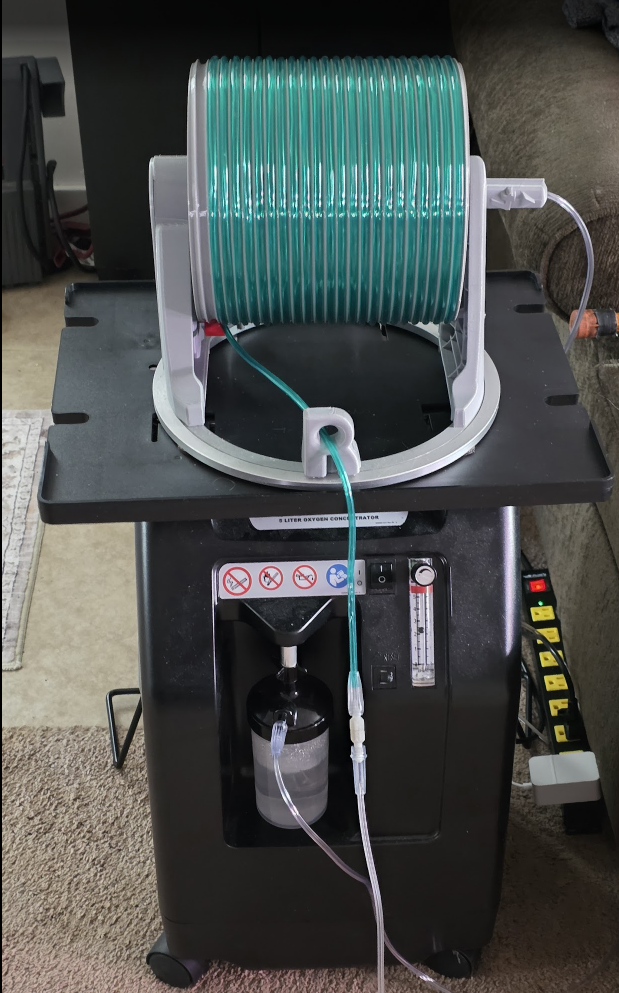 Reel Free Oxygen Hose Reel in use - Review